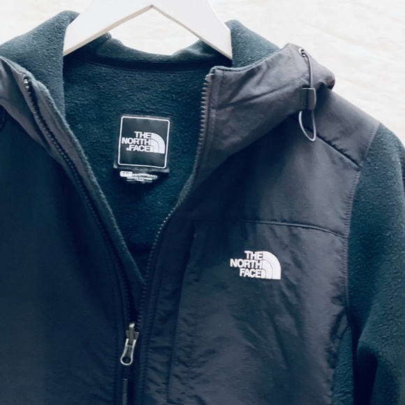 The North Face hooded Denali - Picture 3 of 9